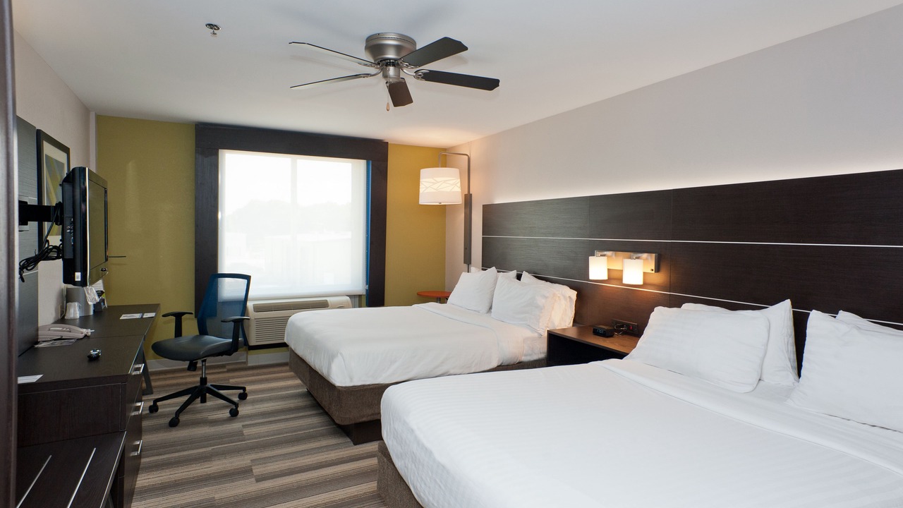 Photo of Bedroom in Scott