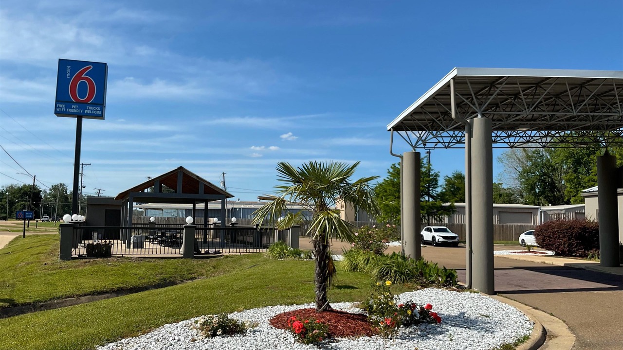 Photo of Outdoor in Pearl