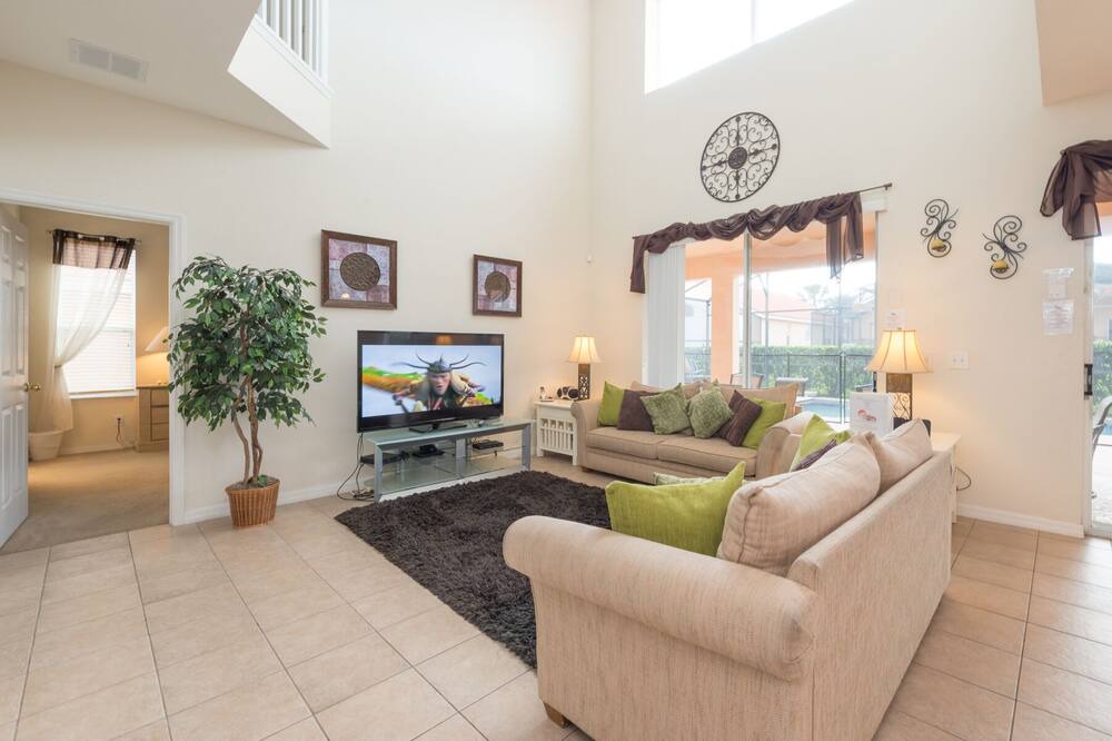 Photo of Livingroom in Solana