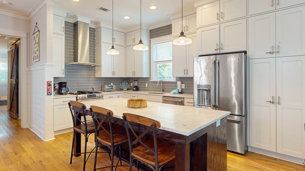 Photo of Kitchen in Greenway Park