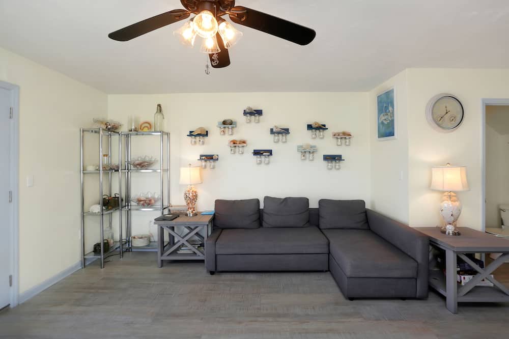 Photo of Bedroom in Cape San Blas