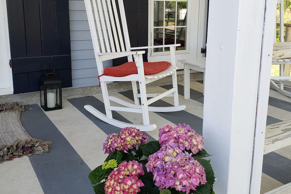 Photo of Patio Balcony in Waveland