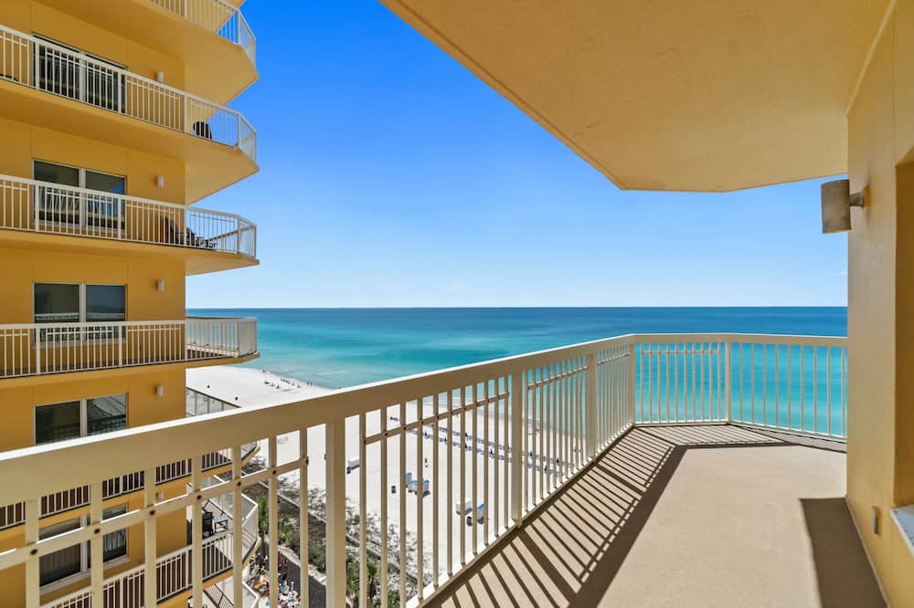 Photo of Patio Balcony in Bahama Beach