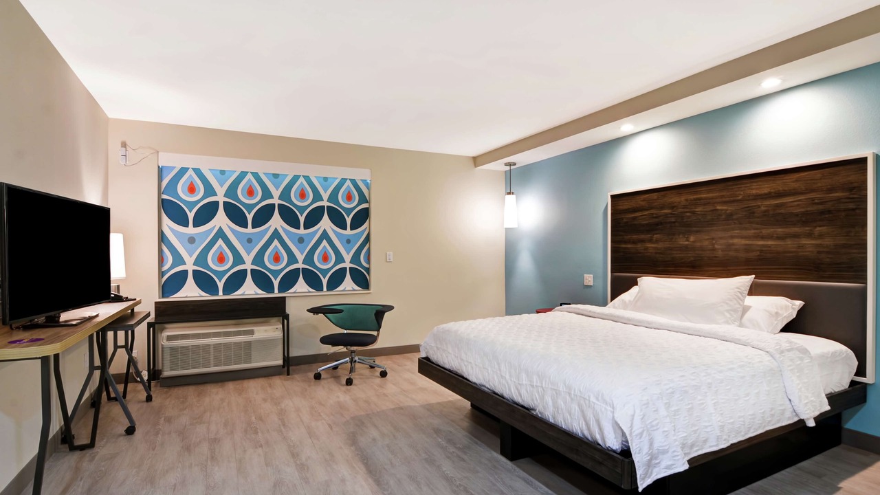 Photo of Bedroom in Mid City South