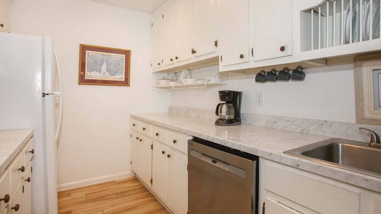 Photo of Kitchen in Lillian