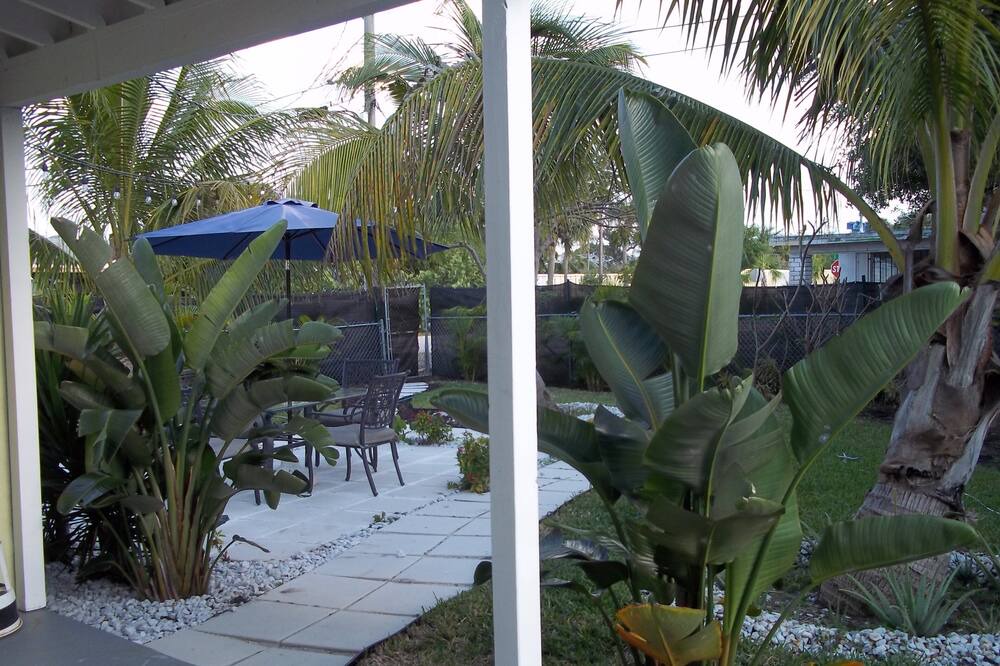 Photo of Outdoor in Riviera Beach