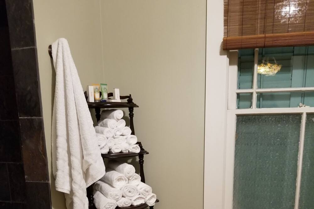 Photo of Bathroom in Mandeville