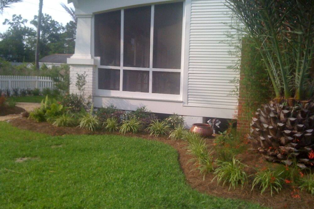 Photo of Others in Mandeville