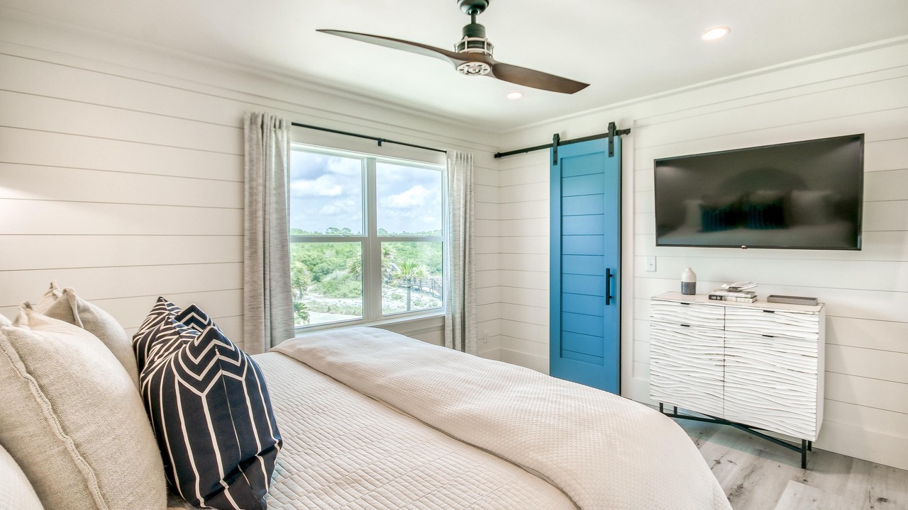 Photo of Bedroom in Inlet Beach