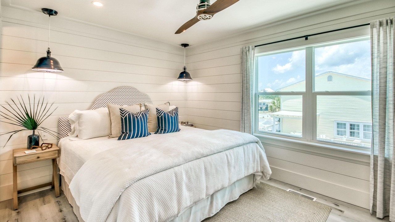 Photo of Bedroom in Inlet Beach
