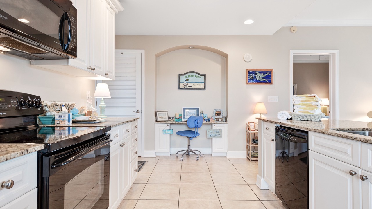 Photo of Kitchen in Upper Grand Lagoon