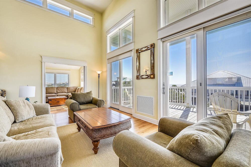 Photo of Livingroom in Plantation