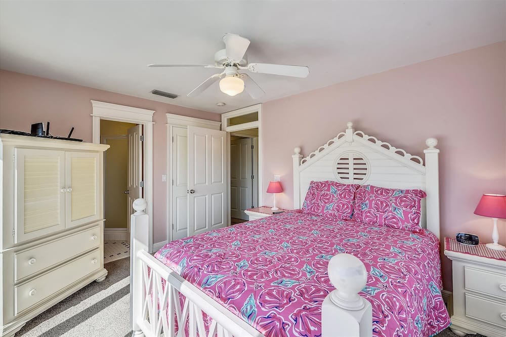 Photo of Bedroom in Plantation