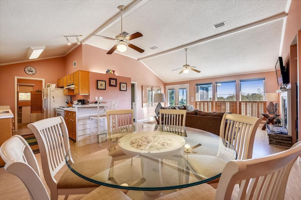 Photo of Kitchen in East End