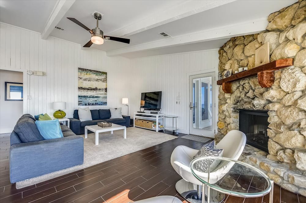 Photo of Livingroom in Plantation