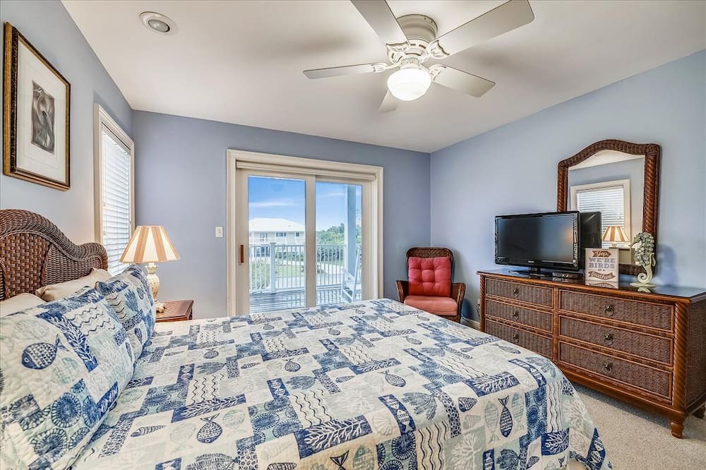 Photo of Bedroom in Treasure Beach Village