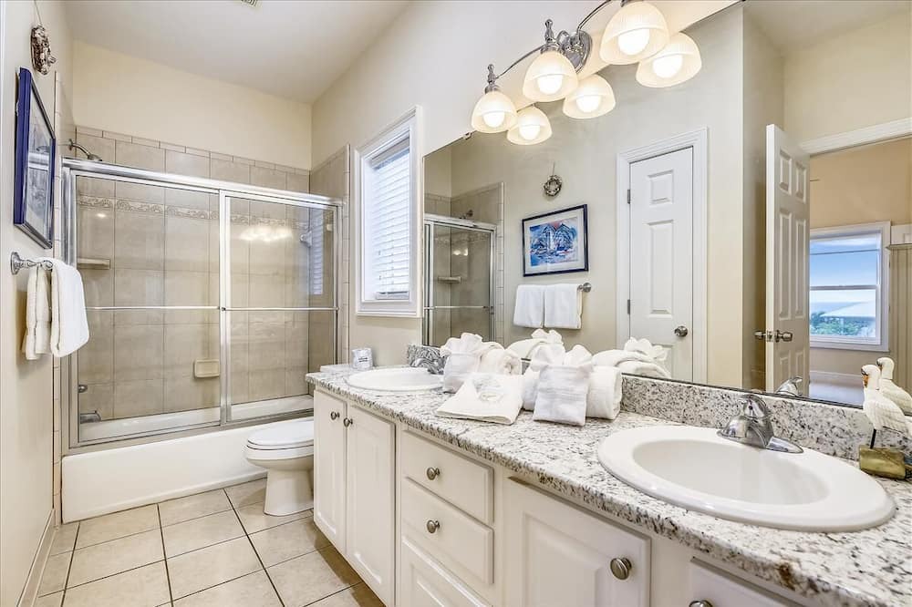 Photo of Bathroom in Treasure Beach Village