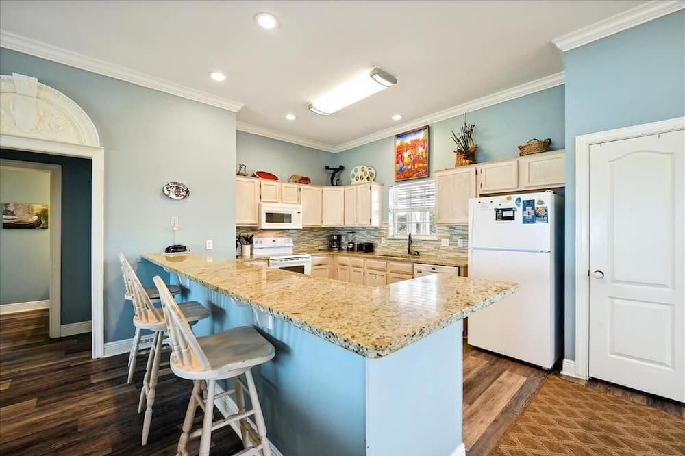 Photo of Kitchen in Sea Palm Village
