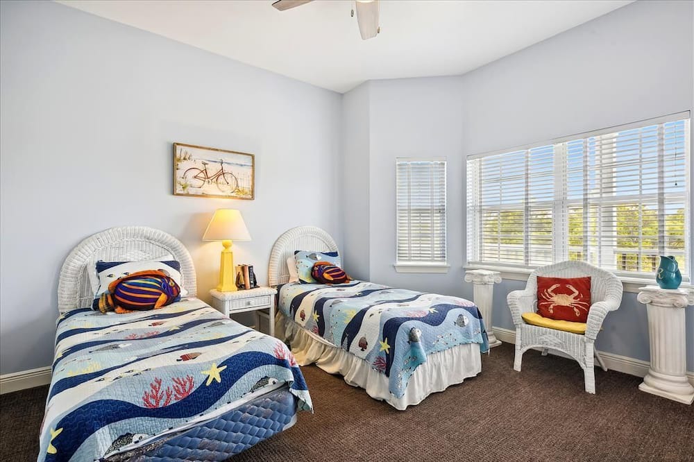 Photo of Bedroom in Sea Palm Village