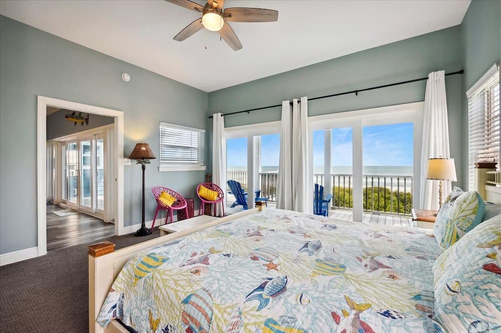 Photo of Bedroom in Sea Palm Village