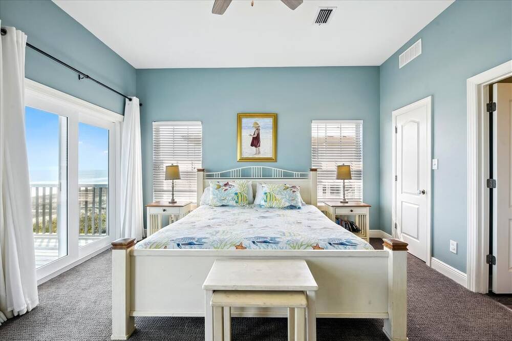 Photo of Bedroom in Sea Palm Village