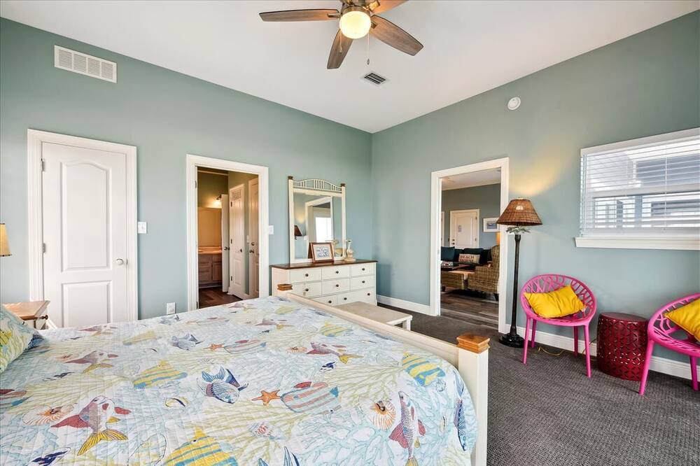 Photo of Bedroom in Sea Palm Village