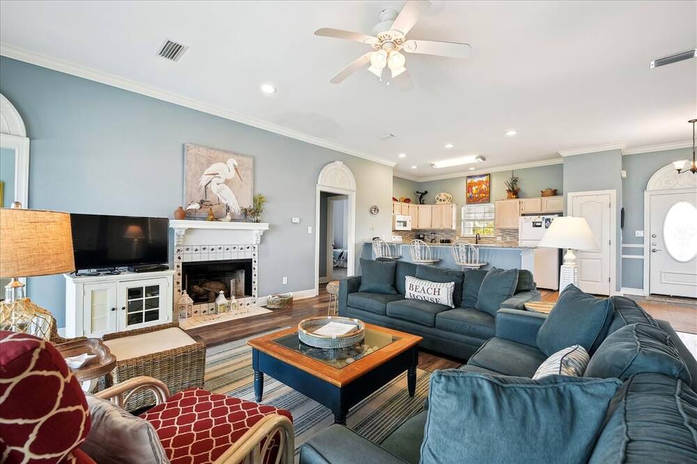 Photo of Livingroom in Sea Palm Village