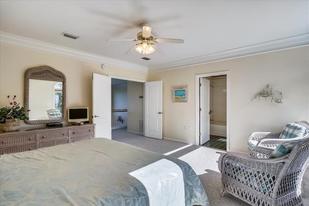 Photo of Bedroom in Plantation