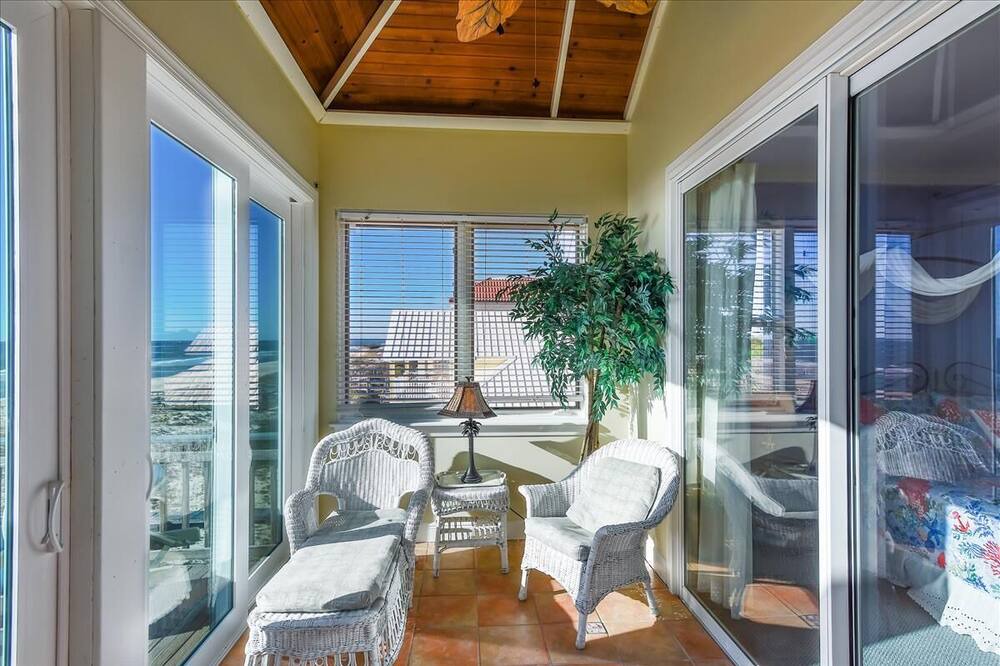 Photo of Bedroom in Sea Palm Village