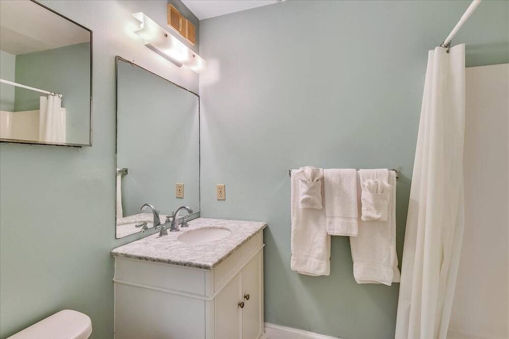 Photo of Bathroom in St. George Island