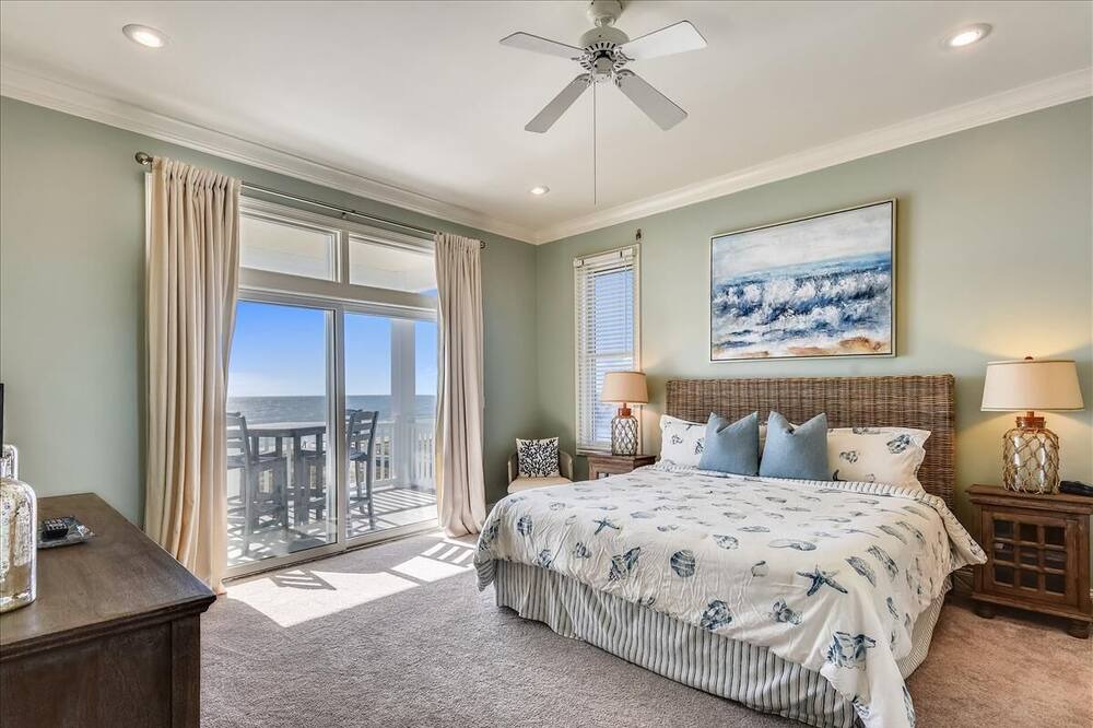 Photo of Bedroom in Sea Palm Village