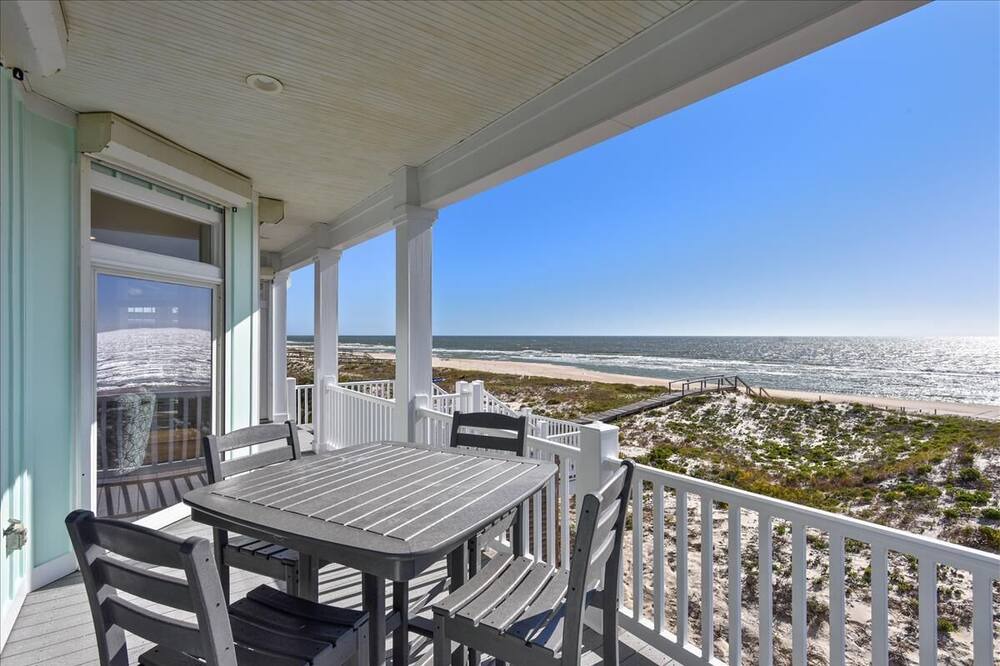 Photo of Patio Balcony in Sea Palm Village