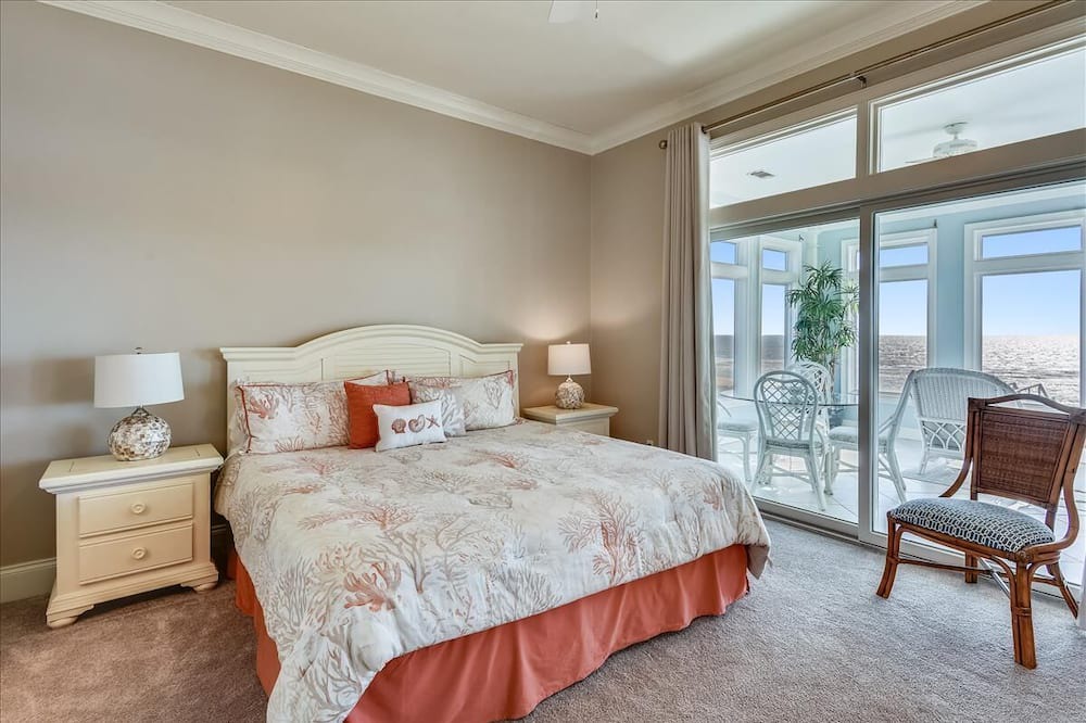 Photo of Bedroom in Sea Palm Village