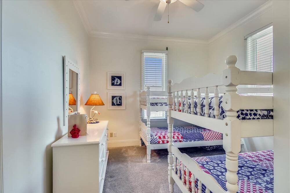 Photo of Bedroom in Sea Palm Village