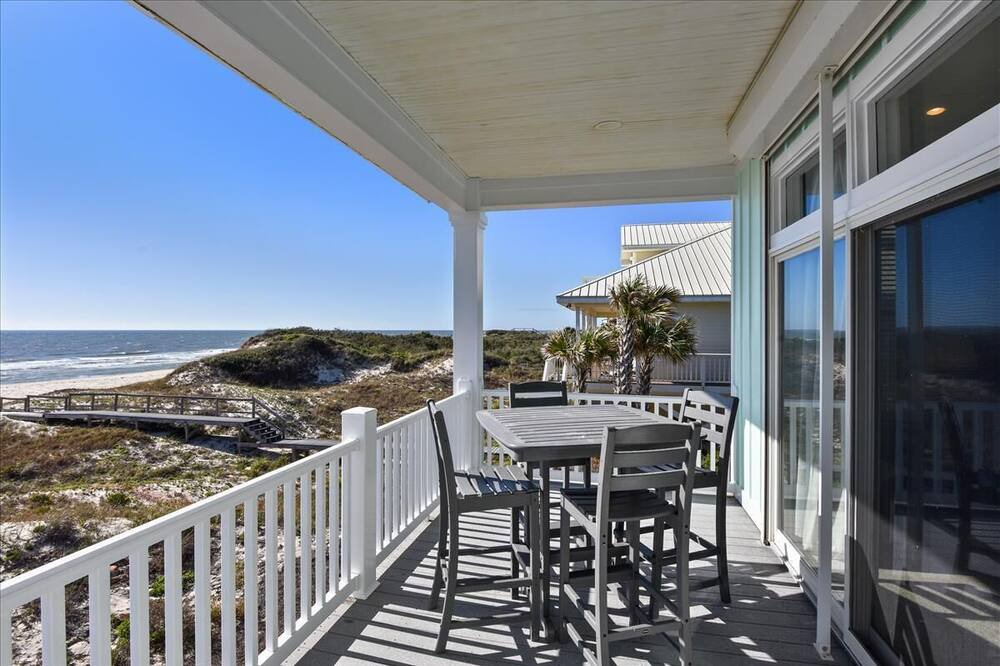 Photo of Patio Balcony in Sea Palm Village