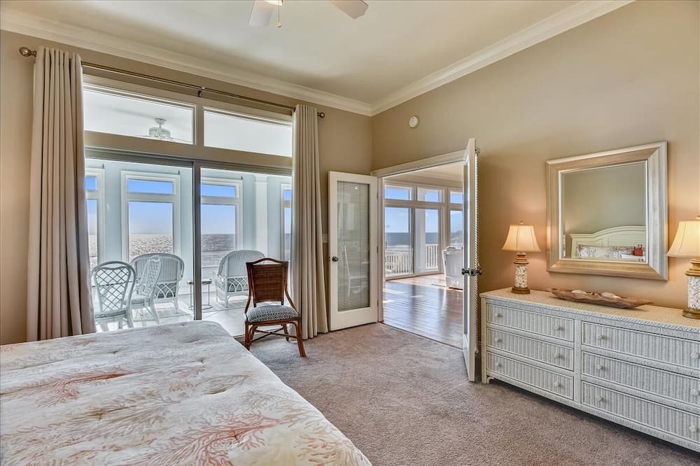 Photo of Bedroom in Sea Palm Village