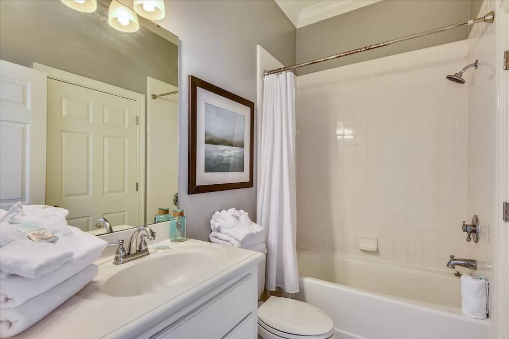 Photo of Bathroom in Sea Palm Village