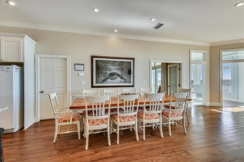 Photo of Kitchen in Sea Palm Village