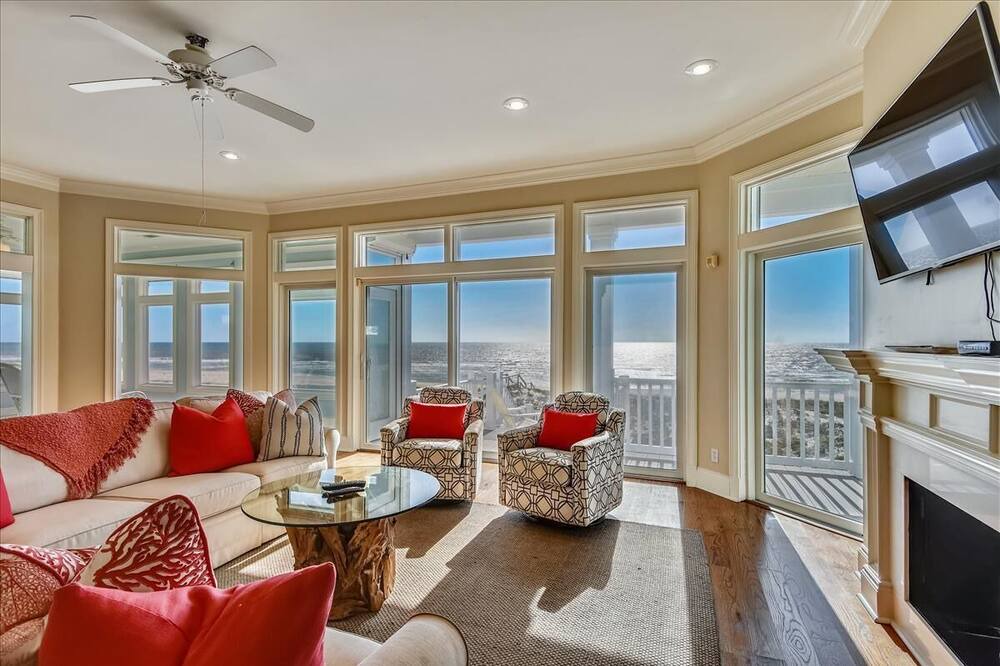 Photo of Livingroom in Sea Palm Village