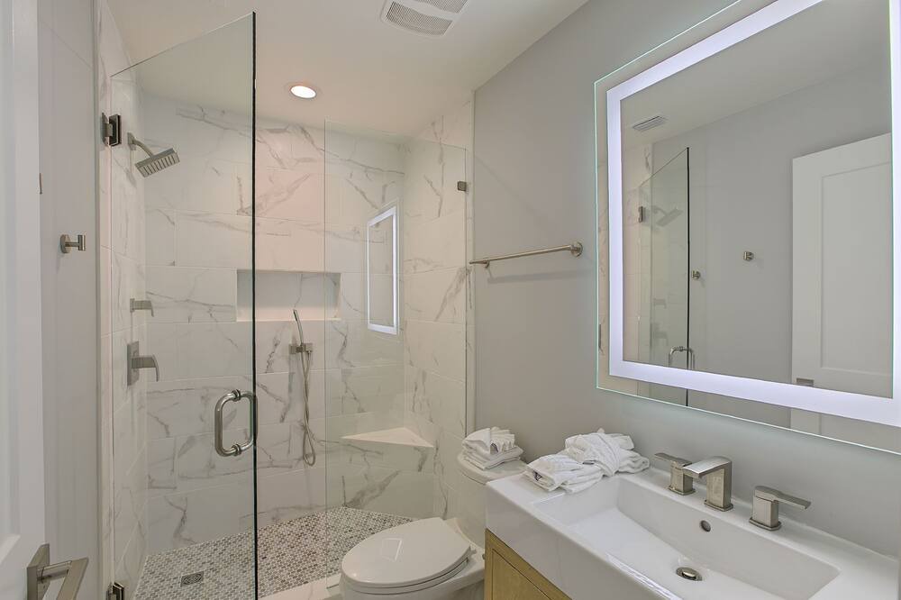 Photo of Bathroom in Santa Rosa Beach