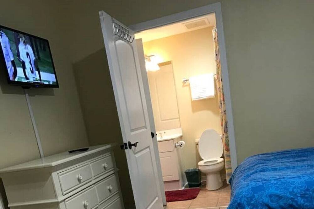 Photo of Bedroom in Navarre Beach