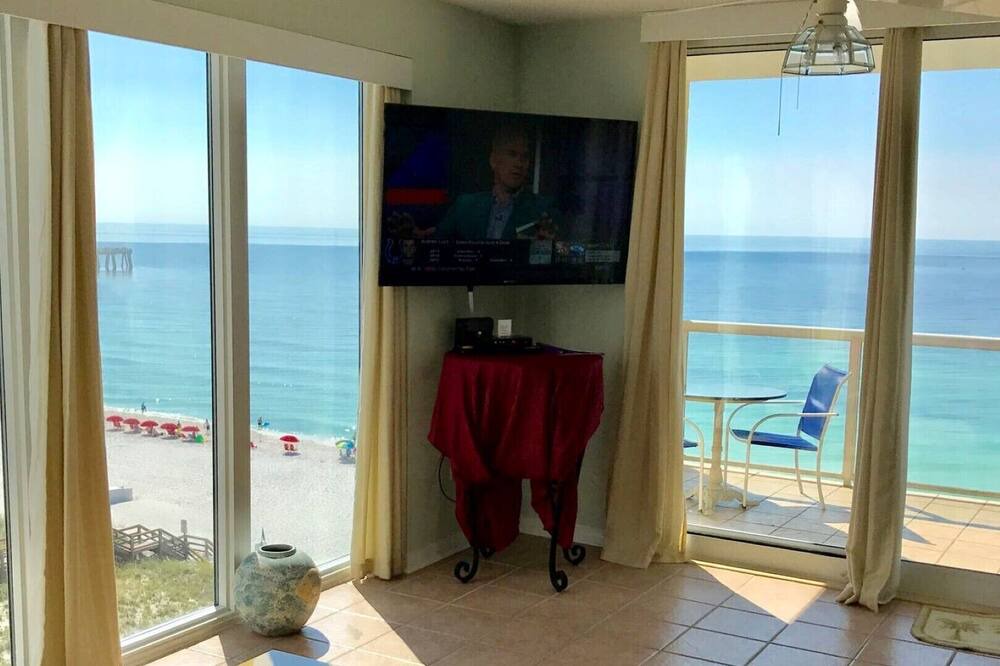 Photo of Bedroom in Navarre Beach