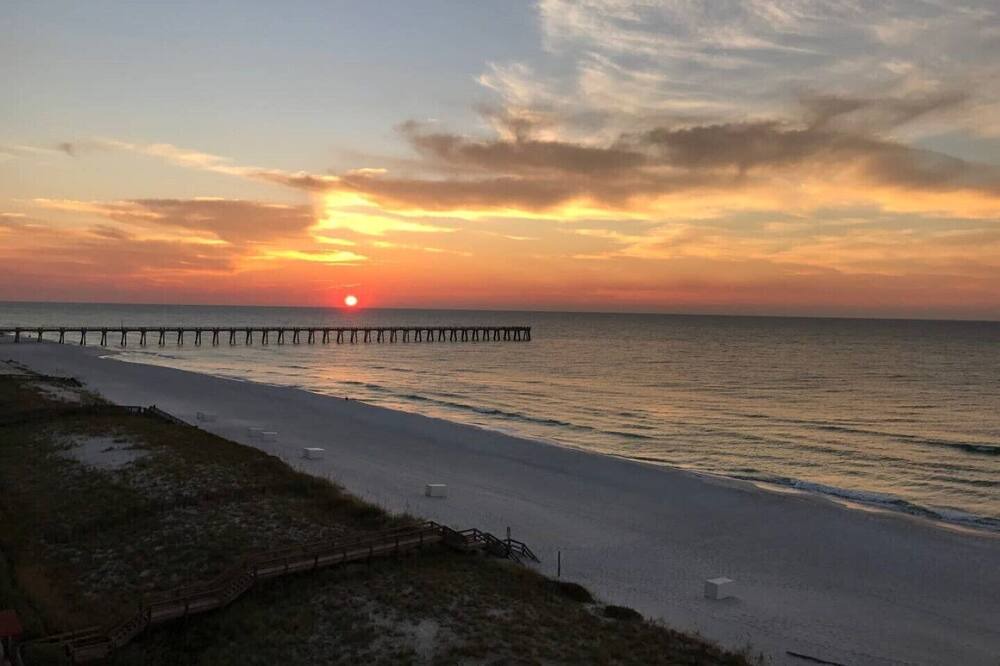Photo of Bedroom in Navarre Beach