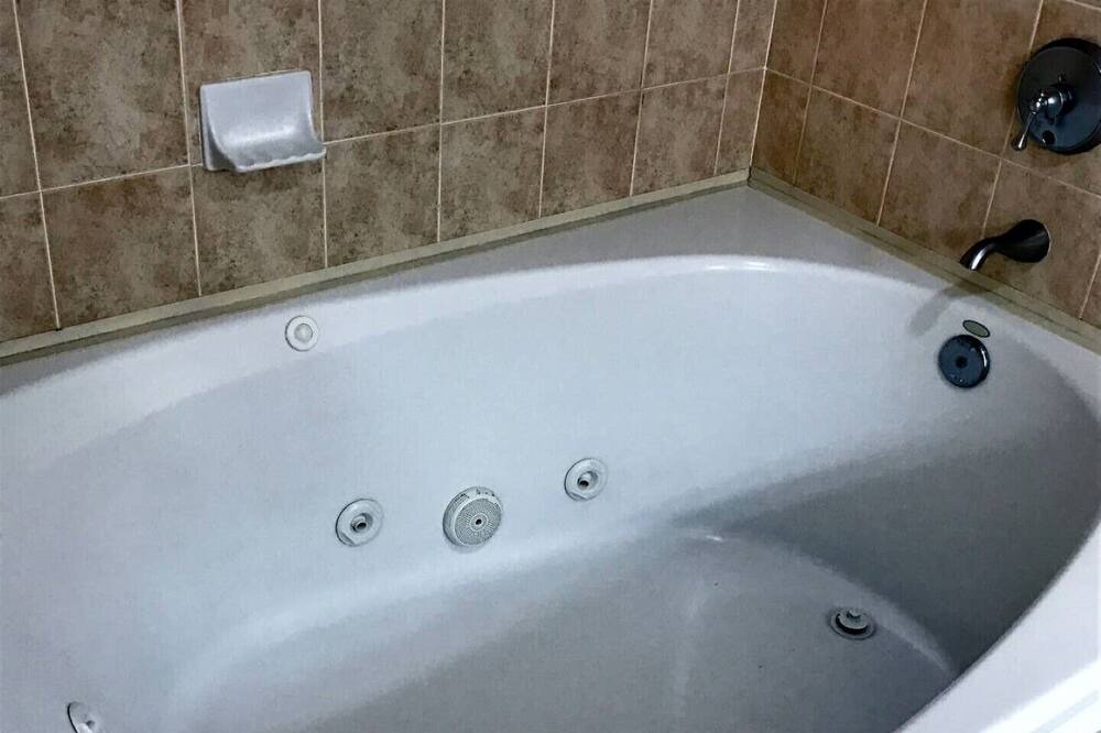 Photo of Bathroom in Navarre Beach