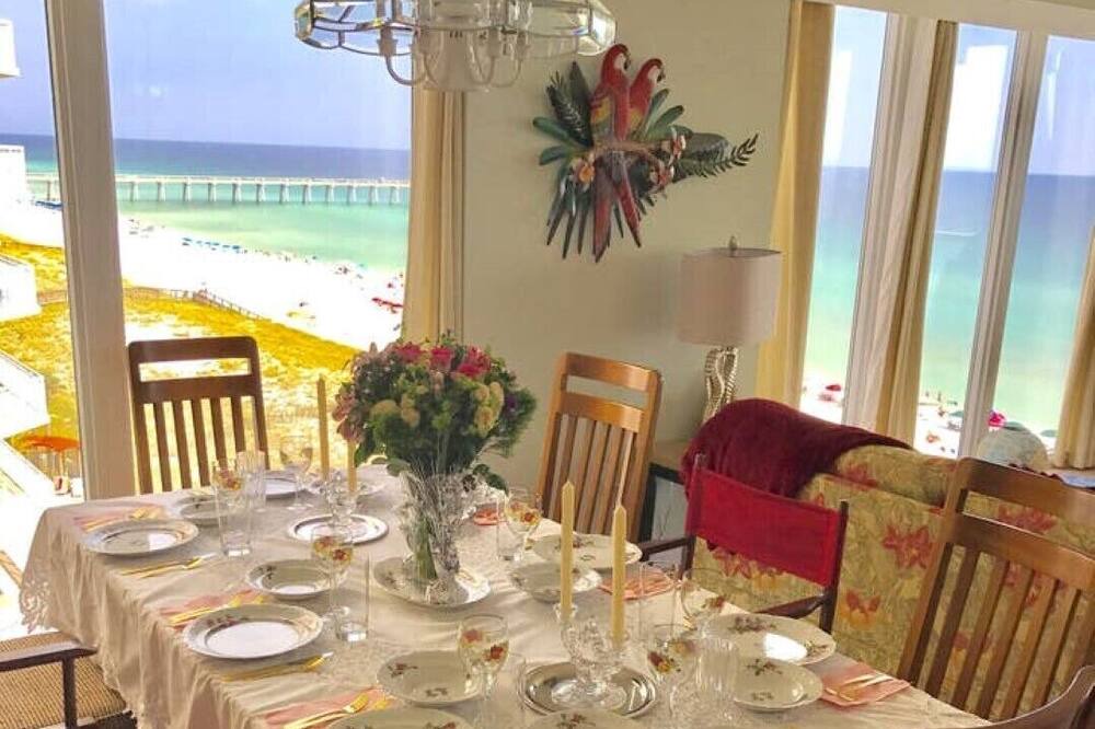 Photo of Bedroom in Navarre Beach