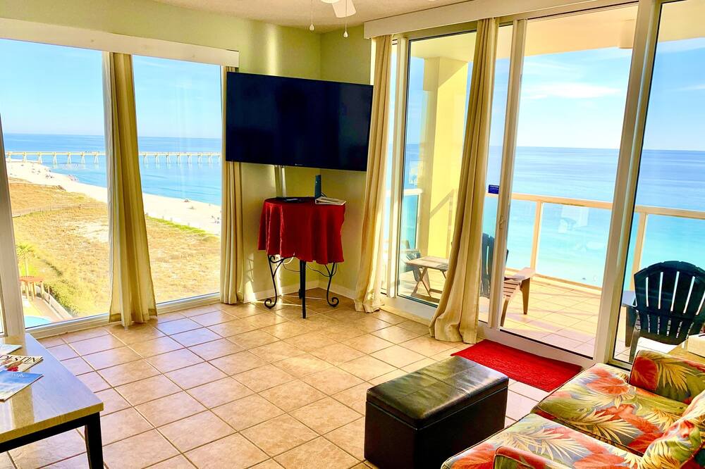 Photo of Livingroom in Navarre Beach