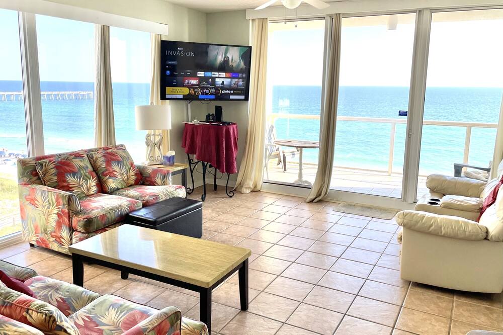 Photo of Livingroom in Navarre Beach