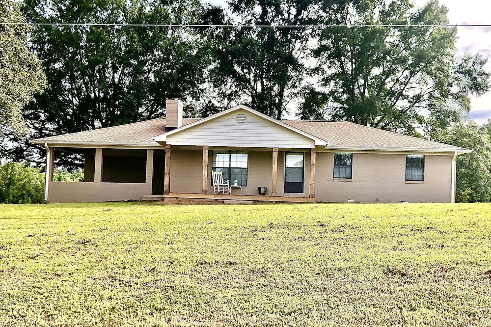 Photo of Outdoor in Pontotoc
