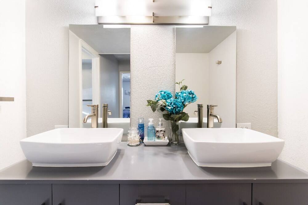 Photo of Bathroom in White Rock Hills