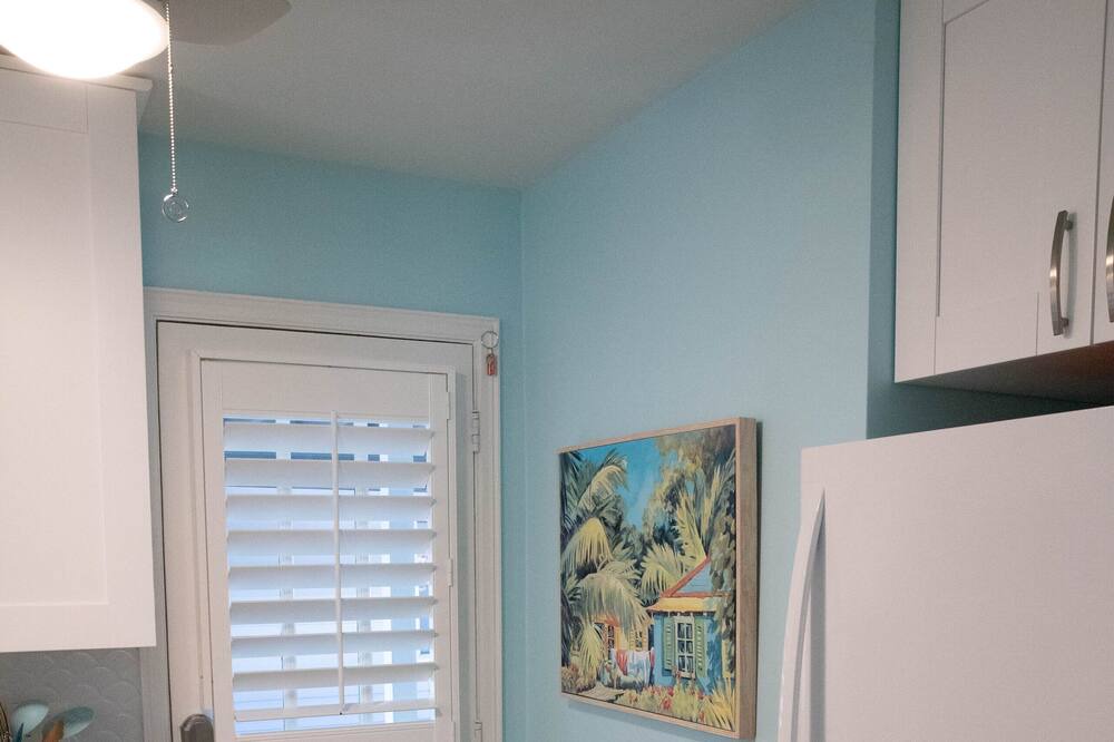 Photo of Kitchen in Treasure Island